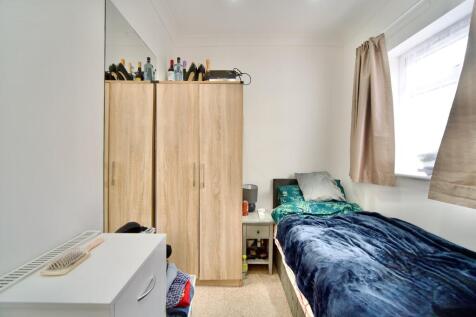 Ground Floor Bedroom (3)