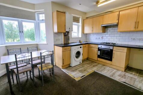 Lounge kitchen