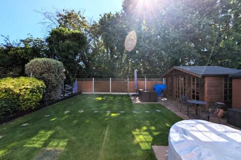 unoverlooked garden