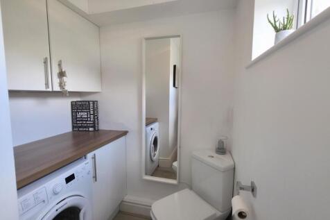 Ground floor WC/Utility