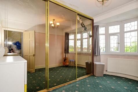 Front double room