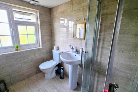 Ensuite Shower Room