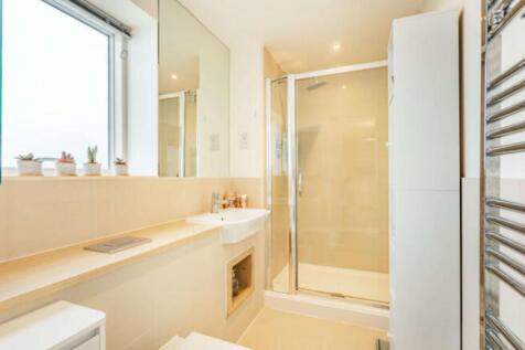 Master En Suite resize