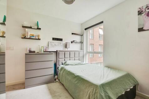 2nd bedroom pic