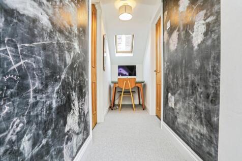 Top floor landing
