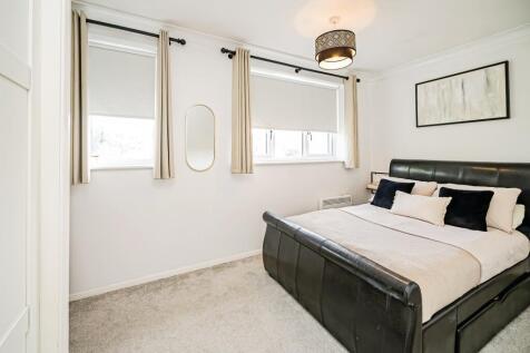 6eatonplace-31