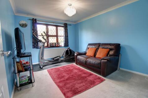 Snug Dining Room