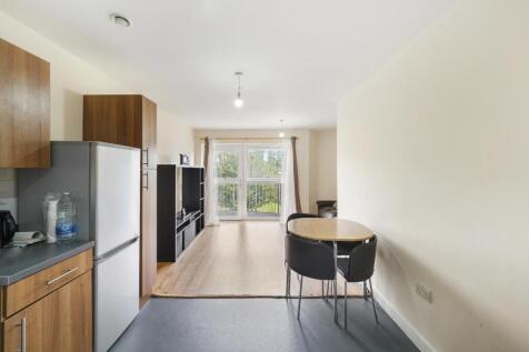 Open plan lounge kitchen
