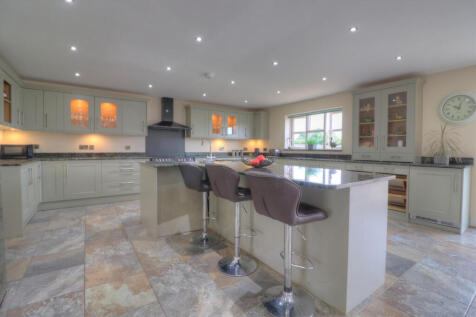 Kitchen 4