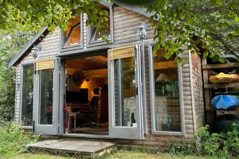 Garden office / Guest room
