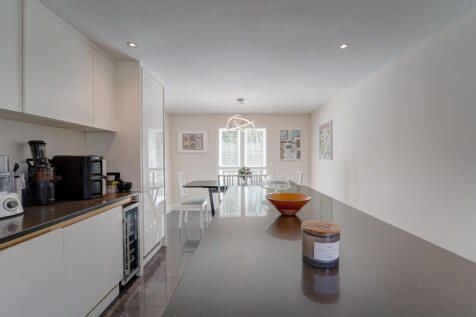 Kitchen Shot 2