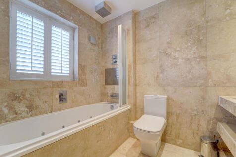 NEW FAMILY BATHROOM