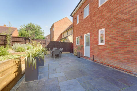 Garden Rear Shot 3