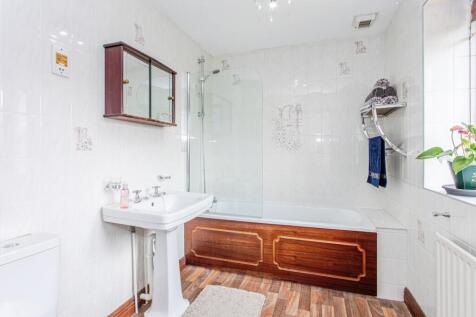 en-suite bathroom