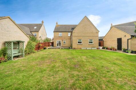 GARDEN TO HOUSE
