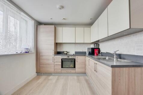 842a4173hdr