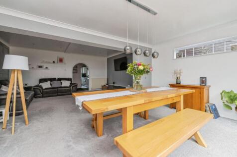 24foxfielddrivefoxfielddrivestanford-le-hopess178hh-21