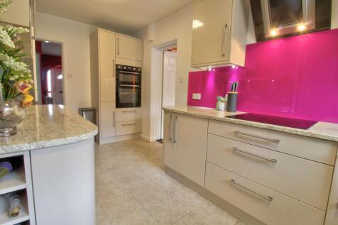 Kitchen 4