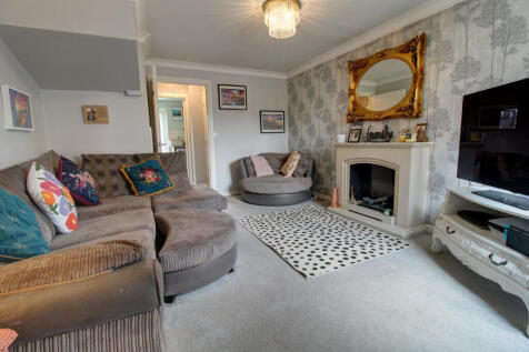 Lounge 1