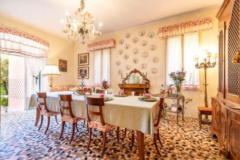 dinning room 