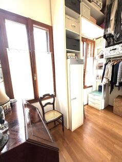 walk in closet 