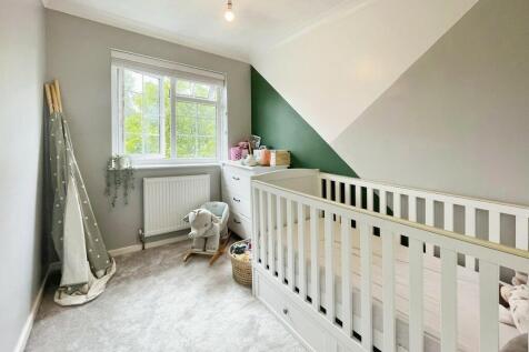 21230b23-bed 203 ...