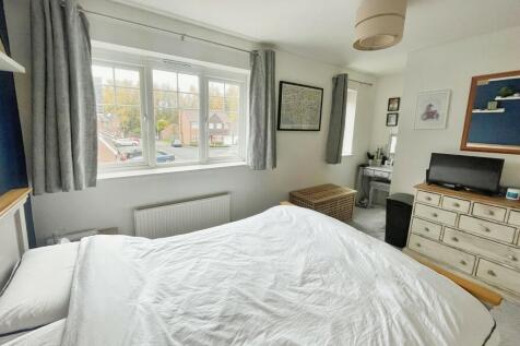 343508db-bed 201 ...