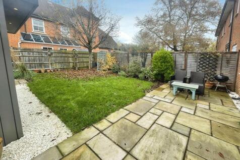 753e230e-garden 2...