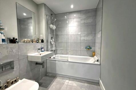Bathroom_1