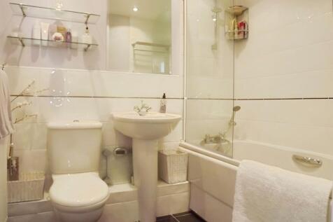 5dd6a9ff-BATHROOM
