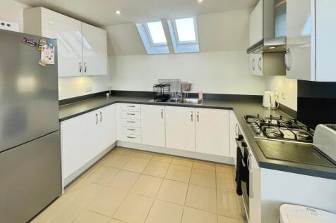 LOUNGE DINING ROOM/KITCHEN