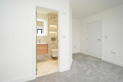 Bedroom 3 - First Floor