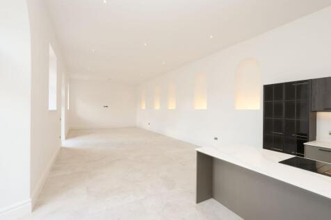 Living Dining Area