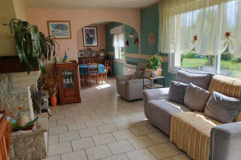 Property Image 4