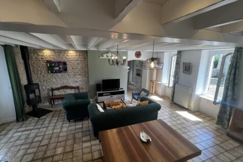Property Image 4