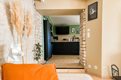 Property Image 4