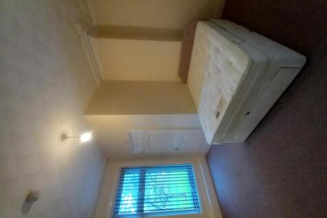 Room 4[1].jpg