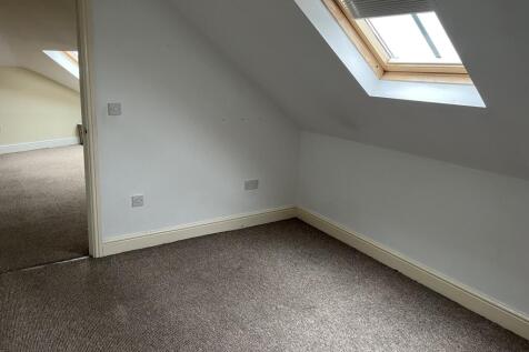 Bedroom photo 2