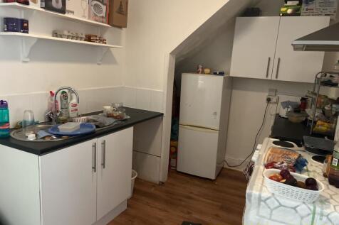 Kitchen photo 2