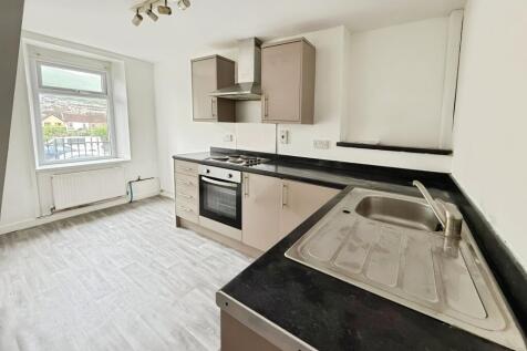 8c403845-Kitchen