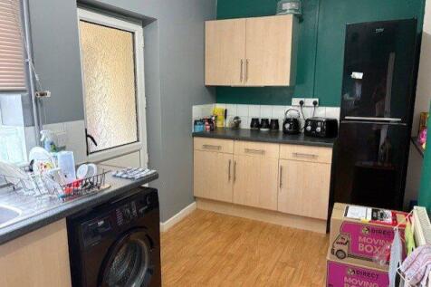 Kitchen photo 2