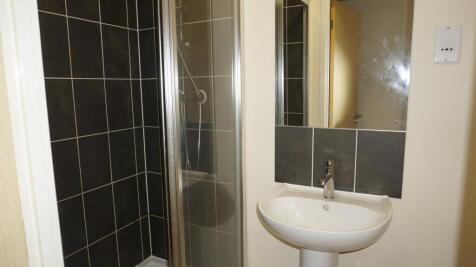 Ensuite shower