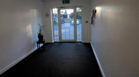 Communal Hallway Ent