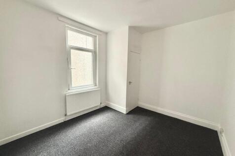 bedroom (2)