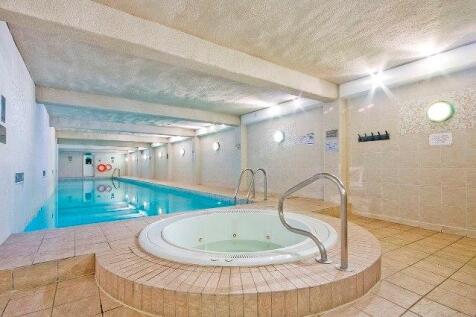 SwimmingPool