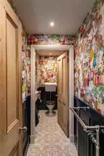 Down Wc