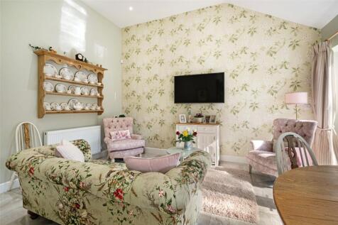 Dining/Sitting Room