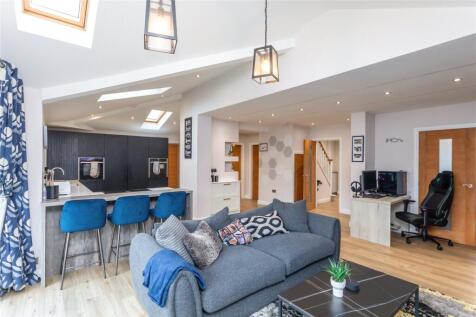 Kitchen/Lounge