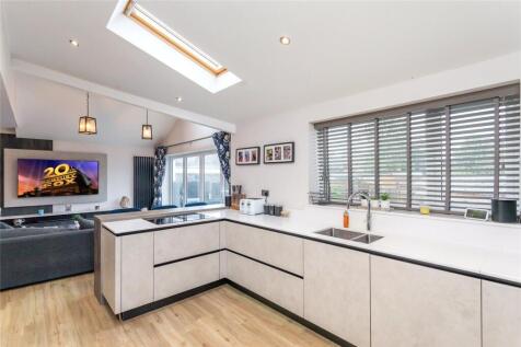Kitchen/Lounge