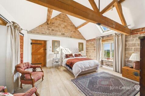 Master Bedroom Ph...